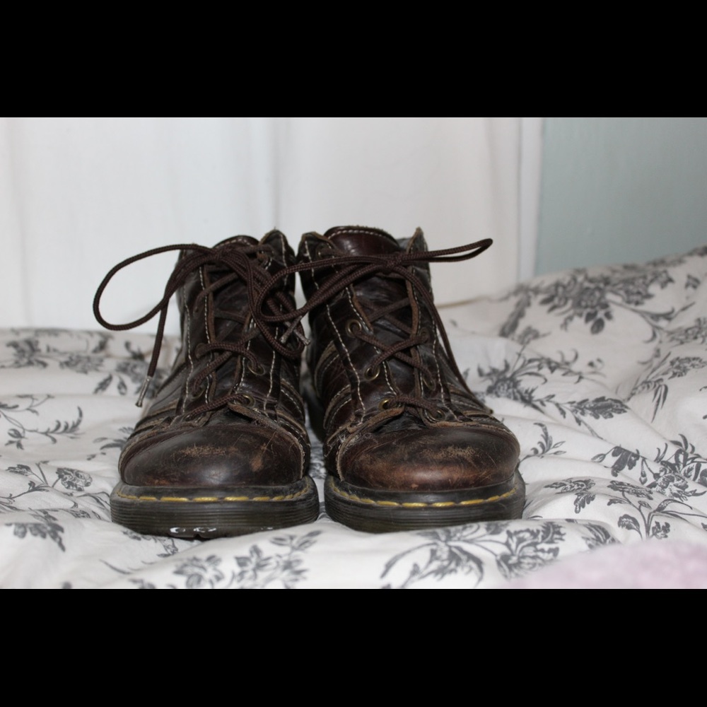 Vintage Brown Dr. Marten Boots!